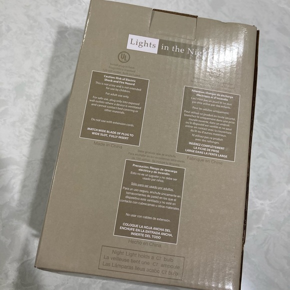 Santa gnome night light - Picture 7 of 8